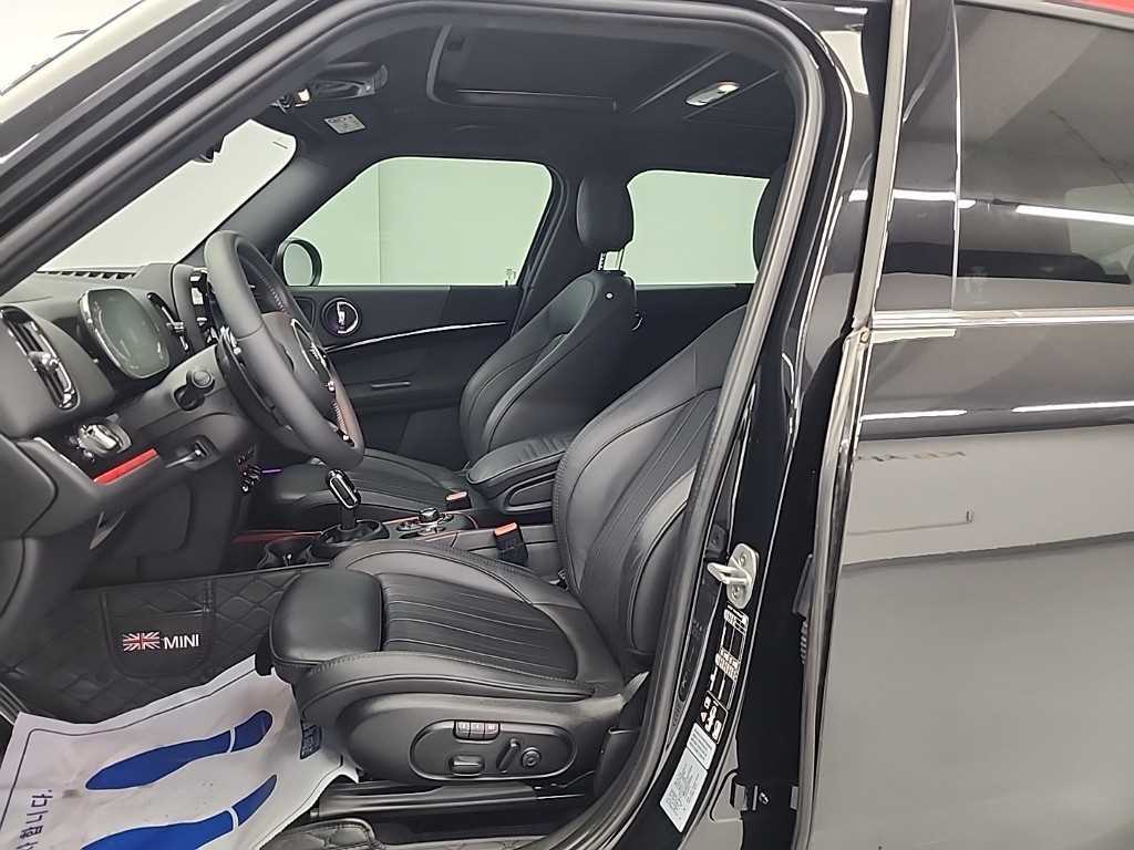 Mini Countryman - Vista 11