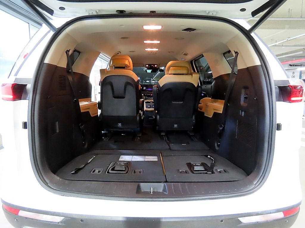 KIA Carnival 2023 Blanco - Importación desde Corea - HF Imports Iquique - Foto 16