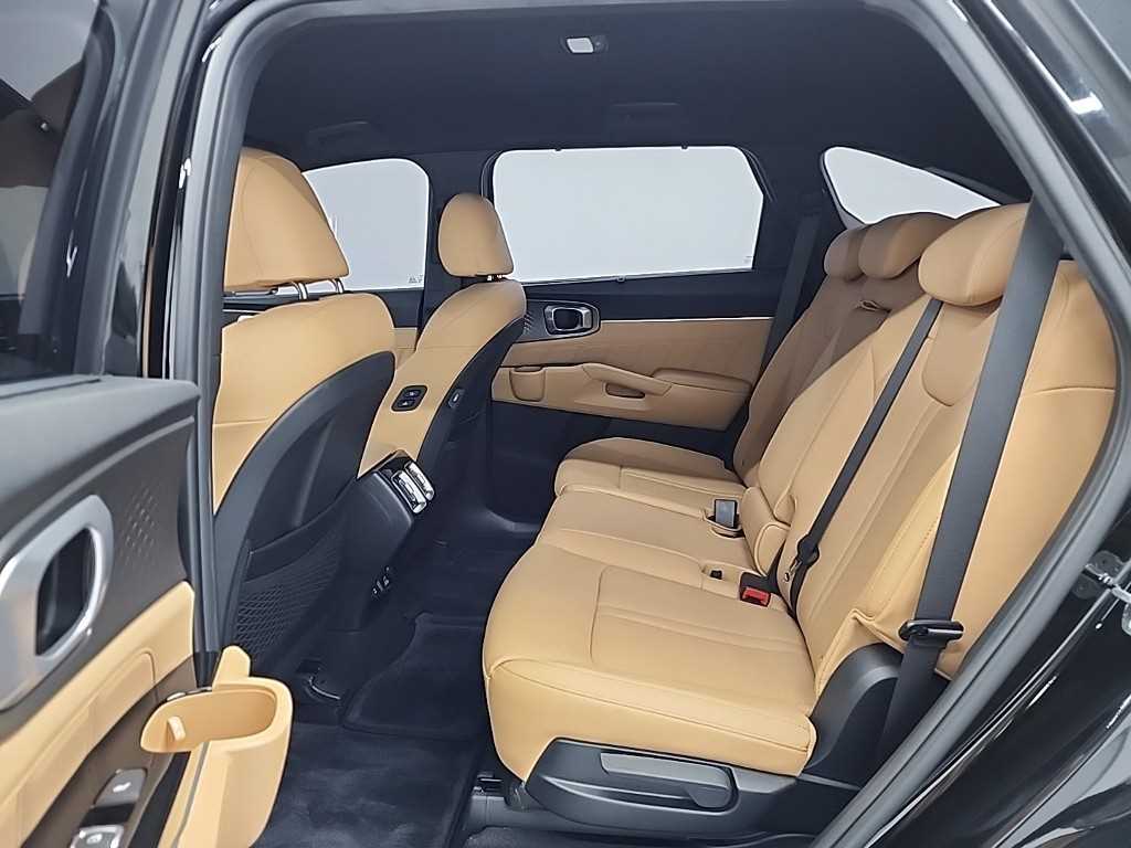KIA Sorento - Vista 12