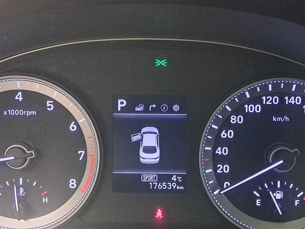 HYUNDAI Grandeur - Vista 8