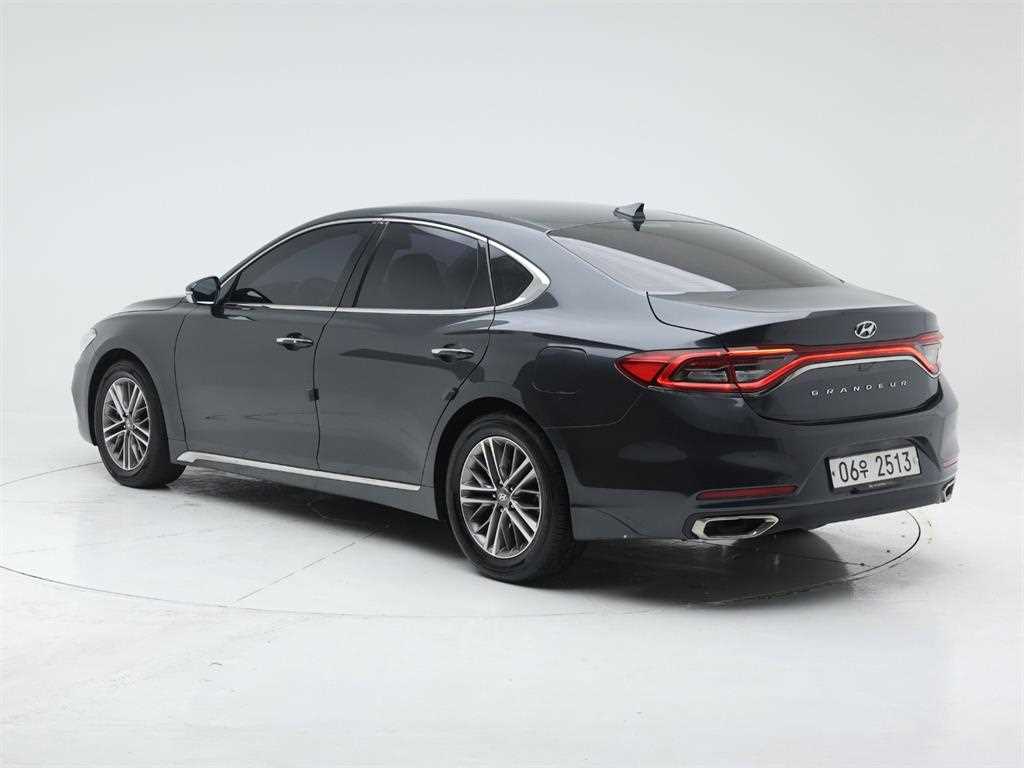 HYUNDAI Grandeur - Vista 4