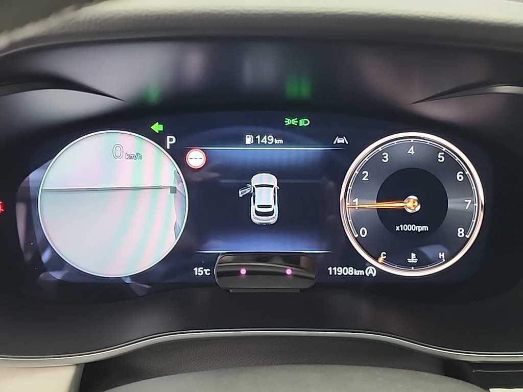 Genesis G70 - Vista 6