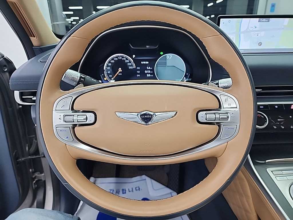 Genesis GV80 - Vista 9