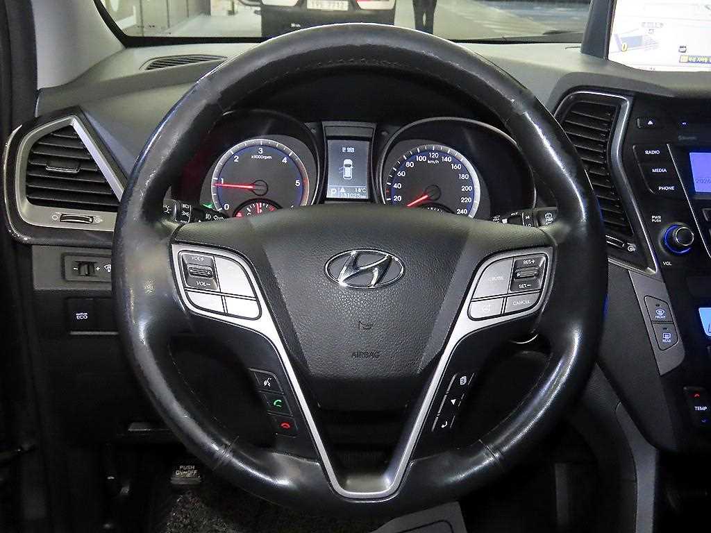 HYUNDAI Santa Fe - Vista 8