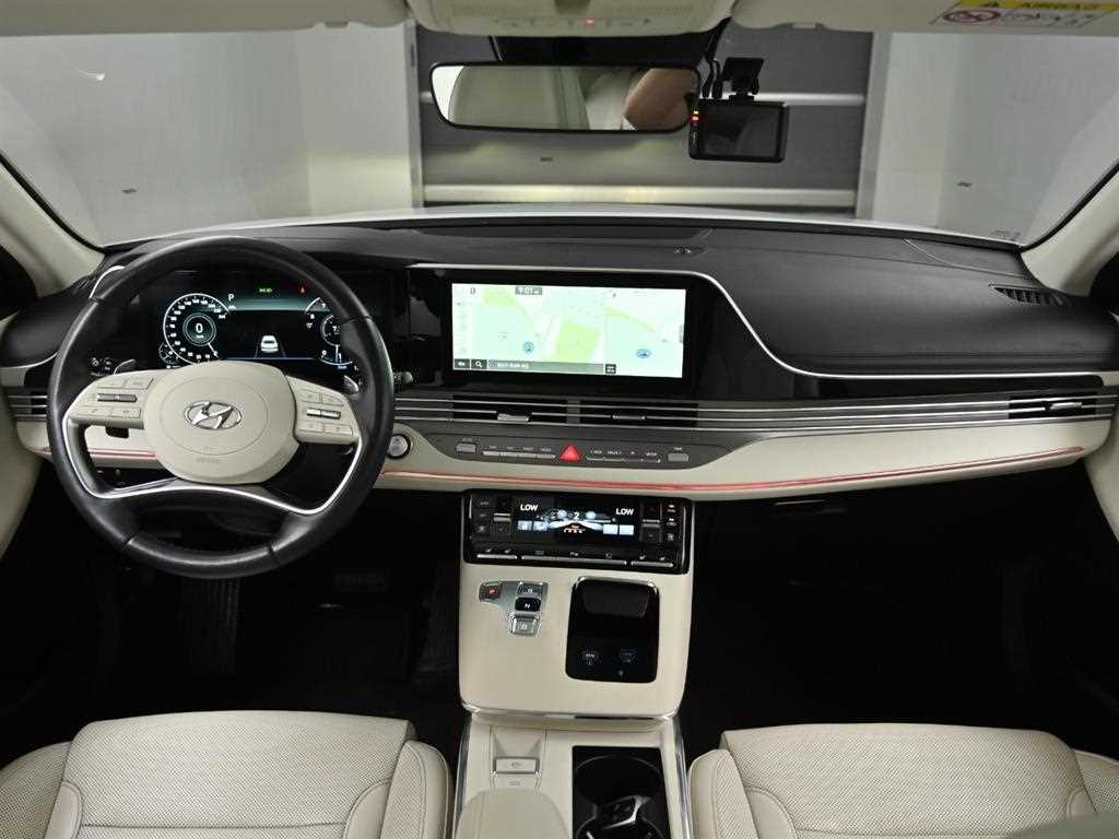 HYUNDAI Grandeur - Vista 7
