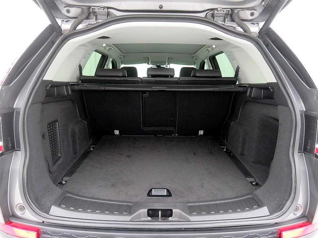 Land Rover Discovery Sports - Vista 5