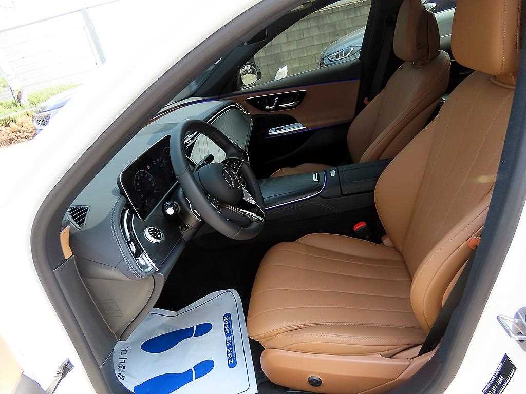 Mercedes Benz E class - Vista 5