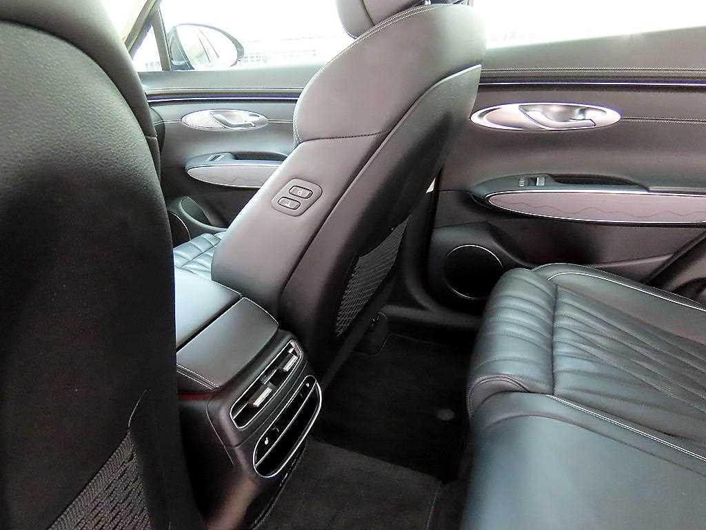 Genesis GV70 2021 Azul - Importación desde Corea - HF Imports Iquique - Foto 15