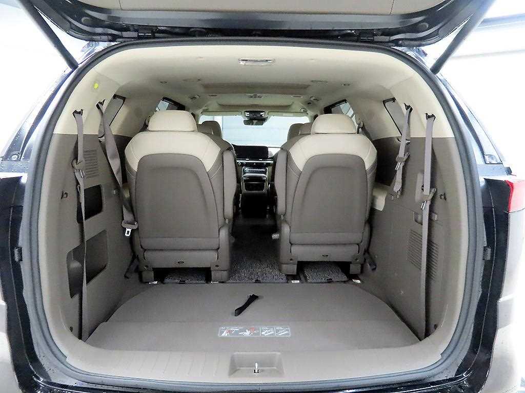 KIA Carnival 2023 Negro - Importación desde Corea - HF Imports Iquique - Foto 17