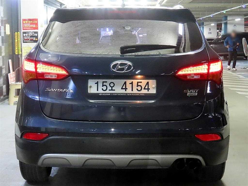 HYUNDAI Santa Fe - Vista 5