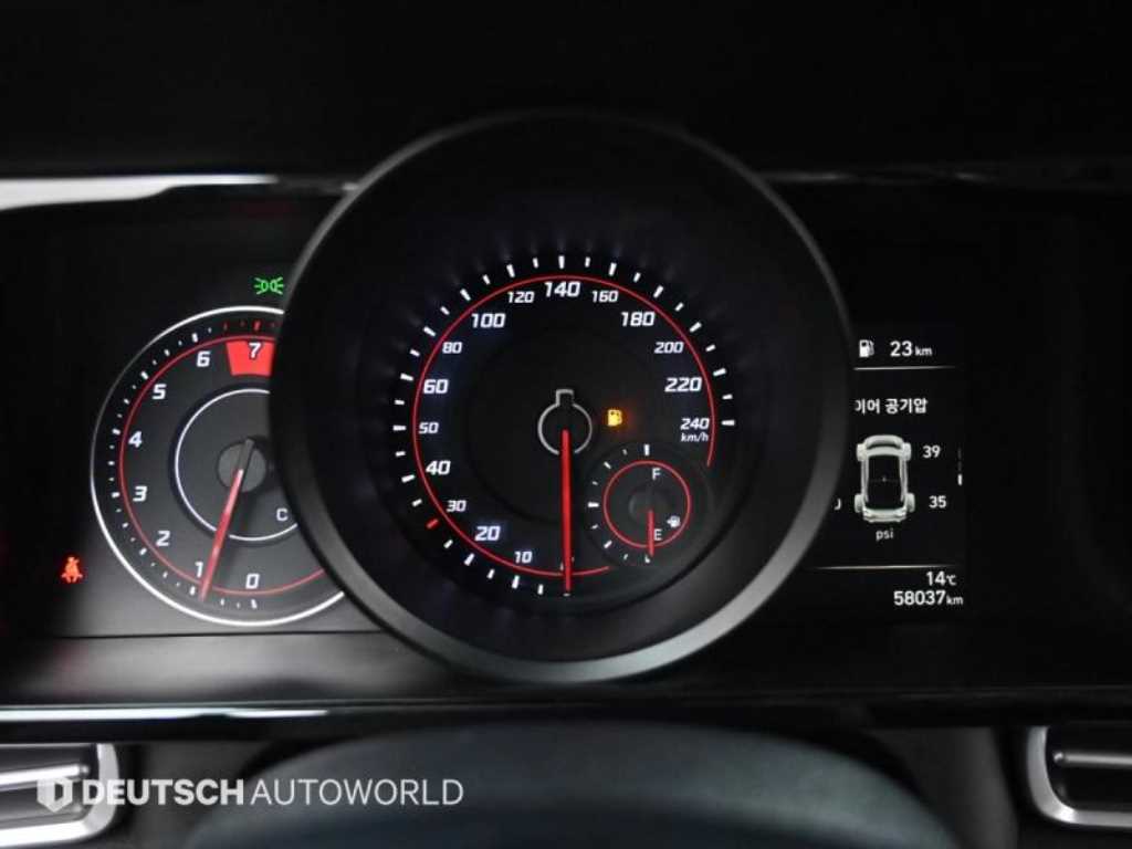 HYUNDAI Avante - Vista 11