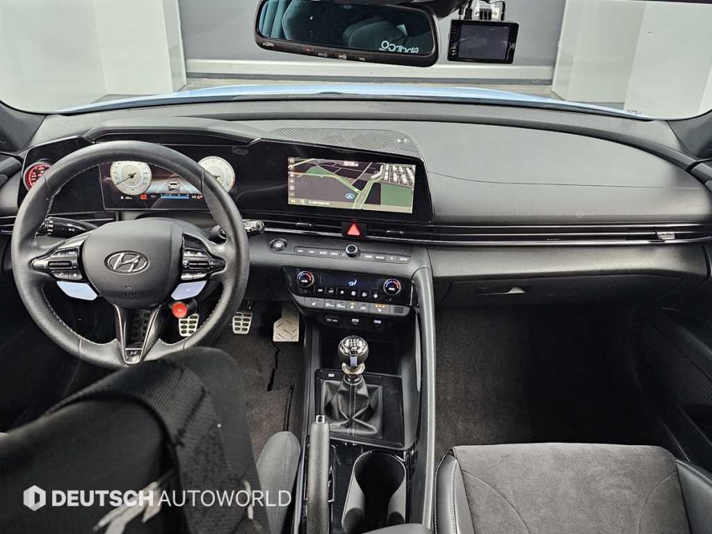 HYUNDAI Avante - Vista 7