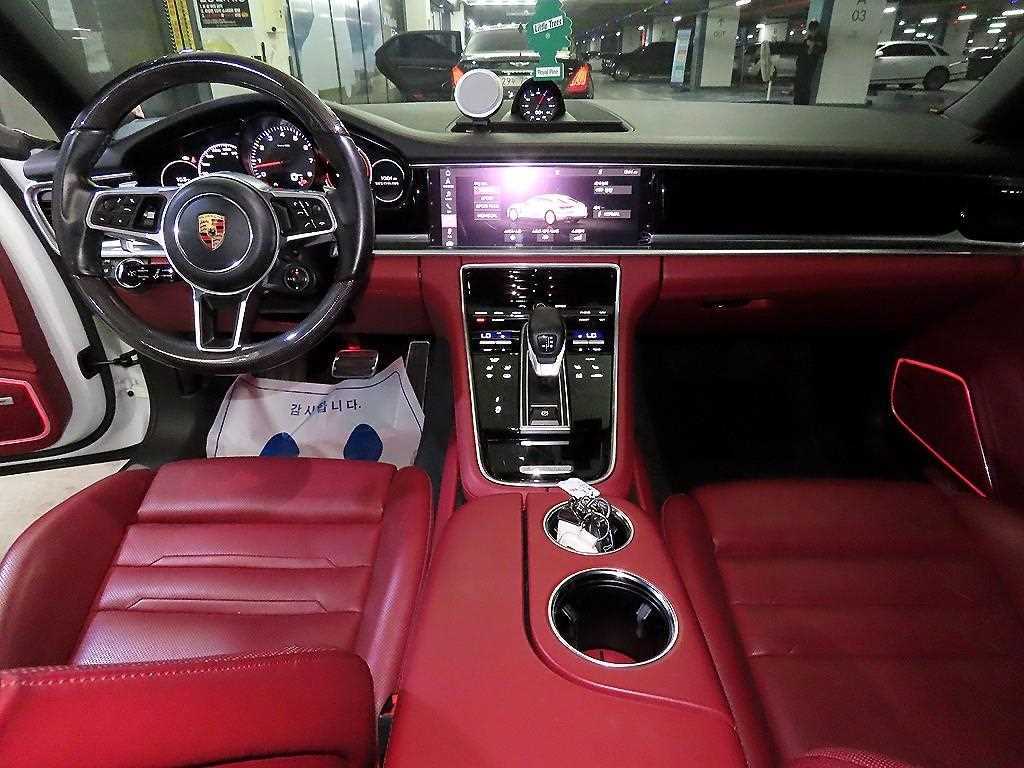 Porsche Panamera - Vista 11