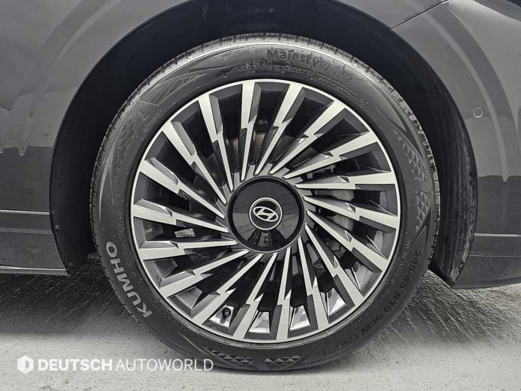 HYUNDAI Grandeur - Vista 5