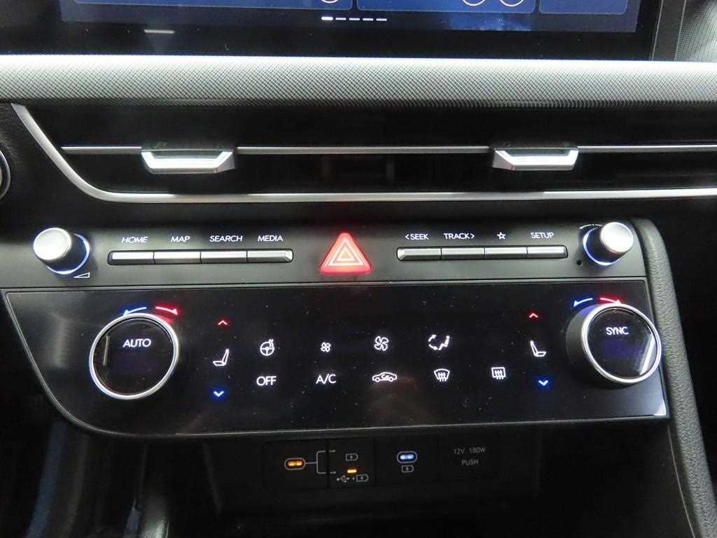 HYUNDAI Sonata - Vista 12