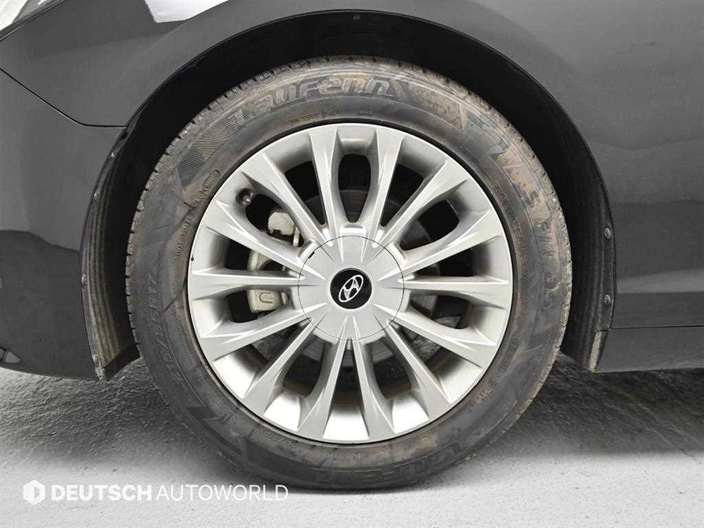 HYUNDAI Sonata - Vista 5