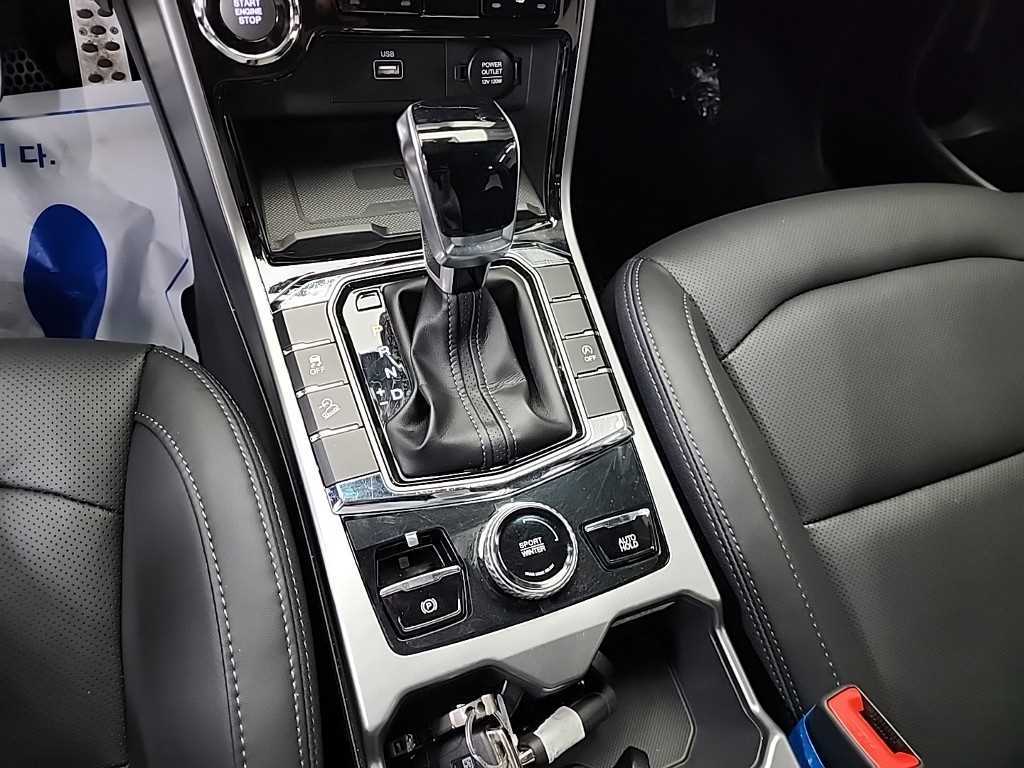 Ssangyong Korando - Vista 8