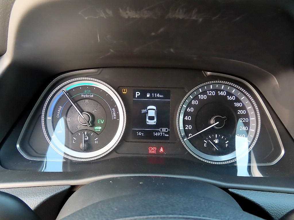 HYUNDAI Sonata - Vista 9