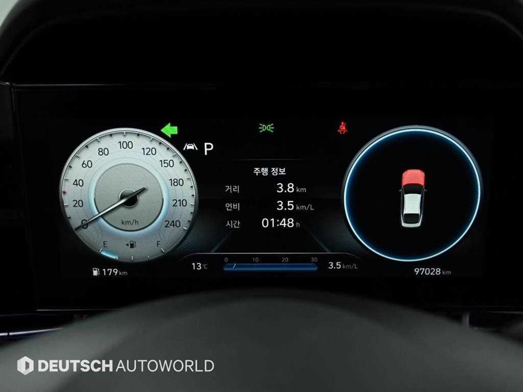 HYUNDAI Avante - Vista 9