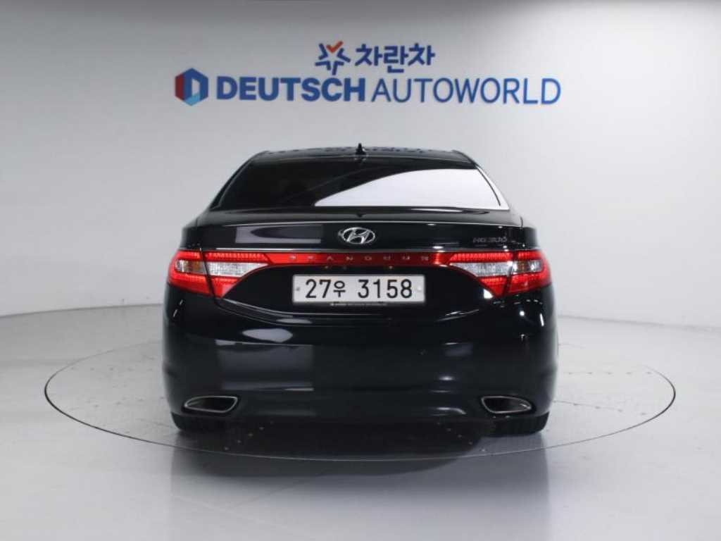 HYUNDAI Grandeur - Vista 4