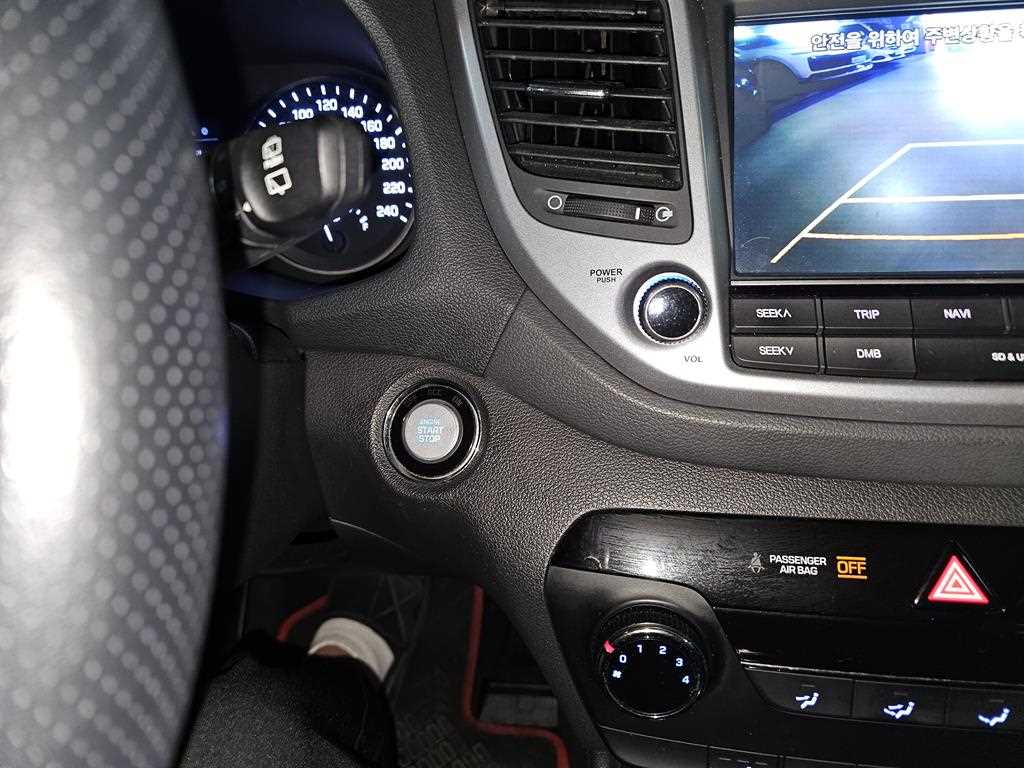 HYUNDAI Tucson - Vista 9