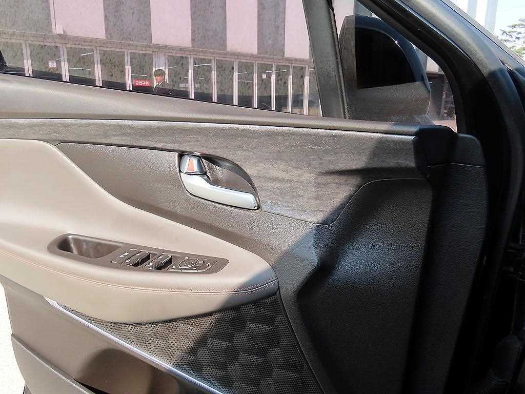 HYUNDAI Santa Fe - Vista 12