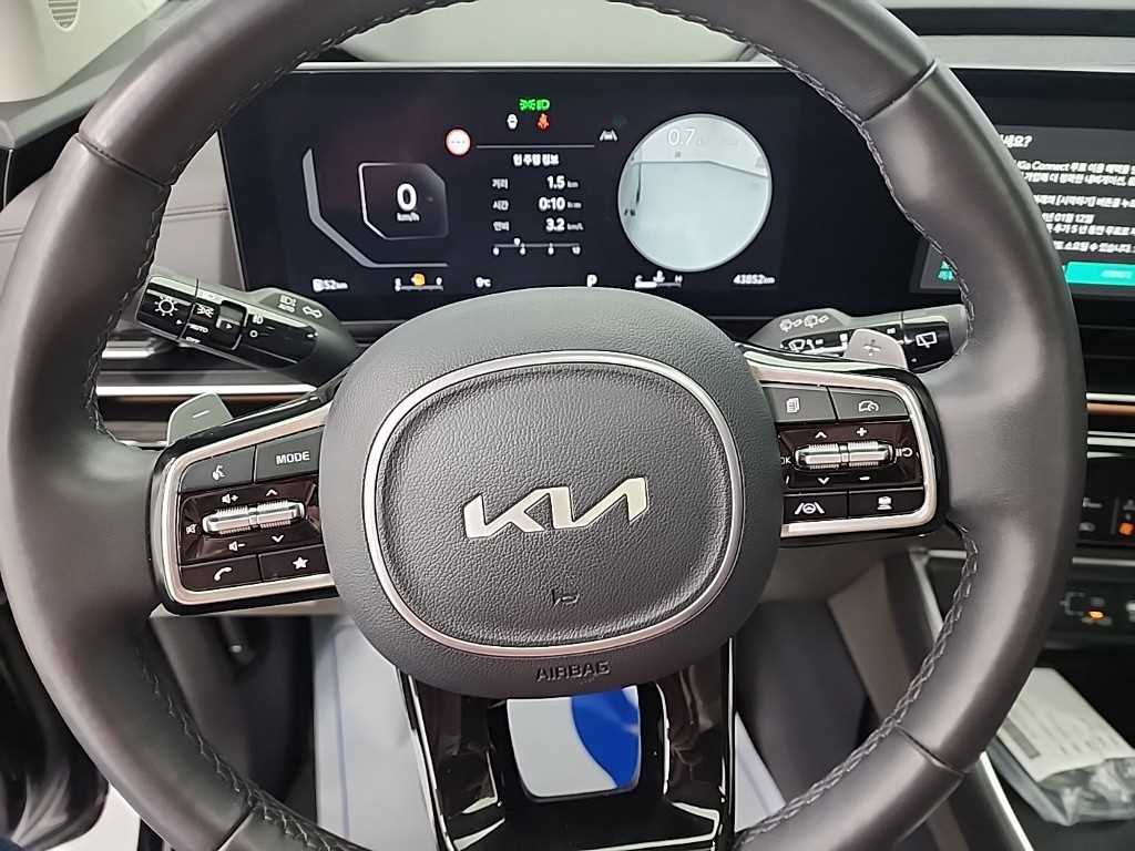 KIA Carnival - Vista 9