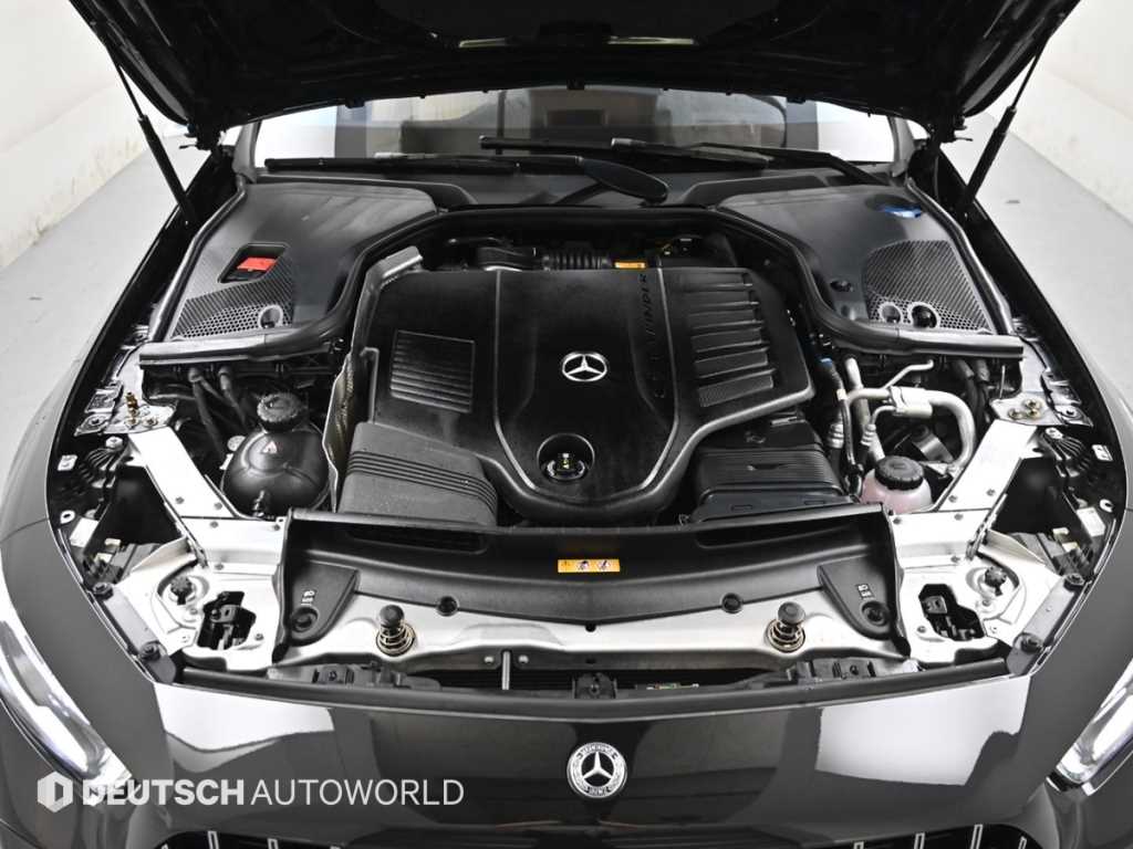 Mercedes Benz CLS Class - Vista 7