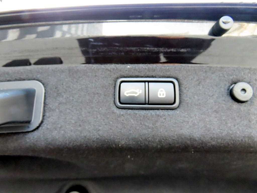 Genesis G70 2019 Negro - Importación desde Corea - HF Imports Iquique - Foto 18