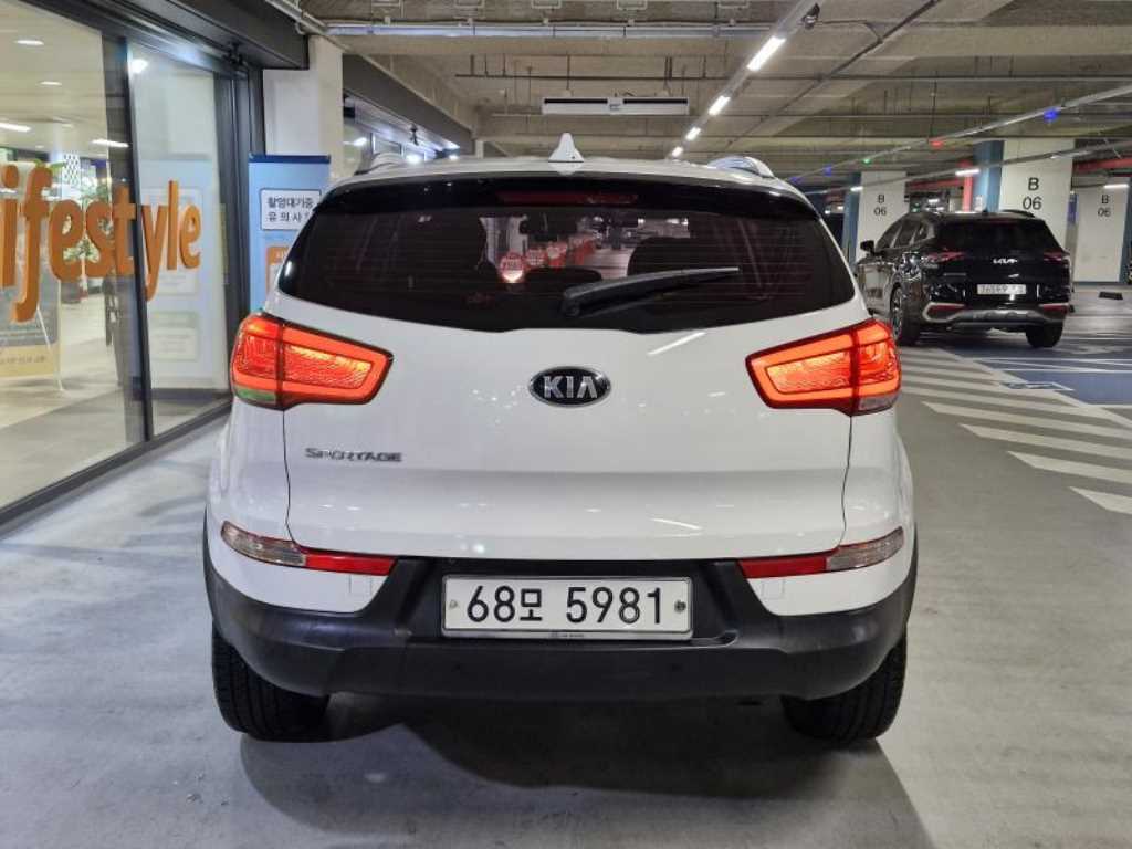 KIA Sportage - Vista 5