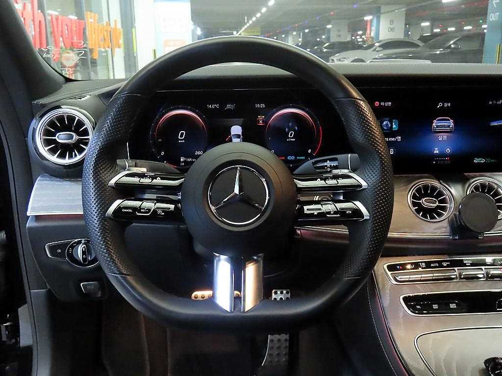 Mercedes Benz CLS Class - Vista 8