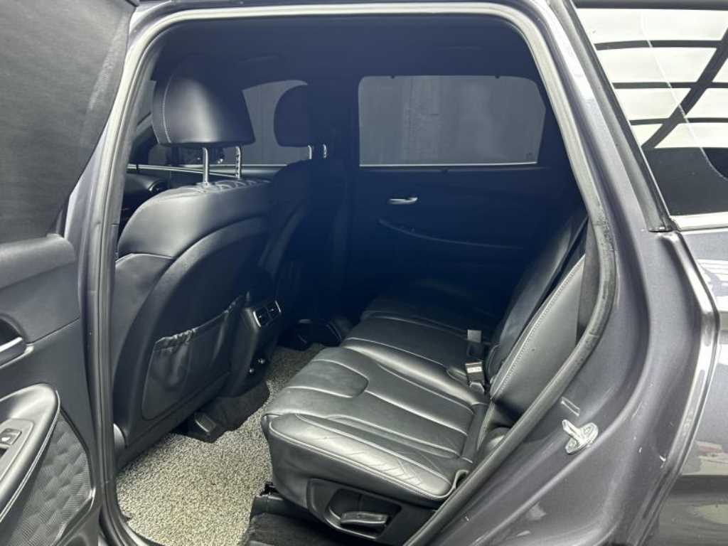 HYUNDAI Santa Fe - Vista 6