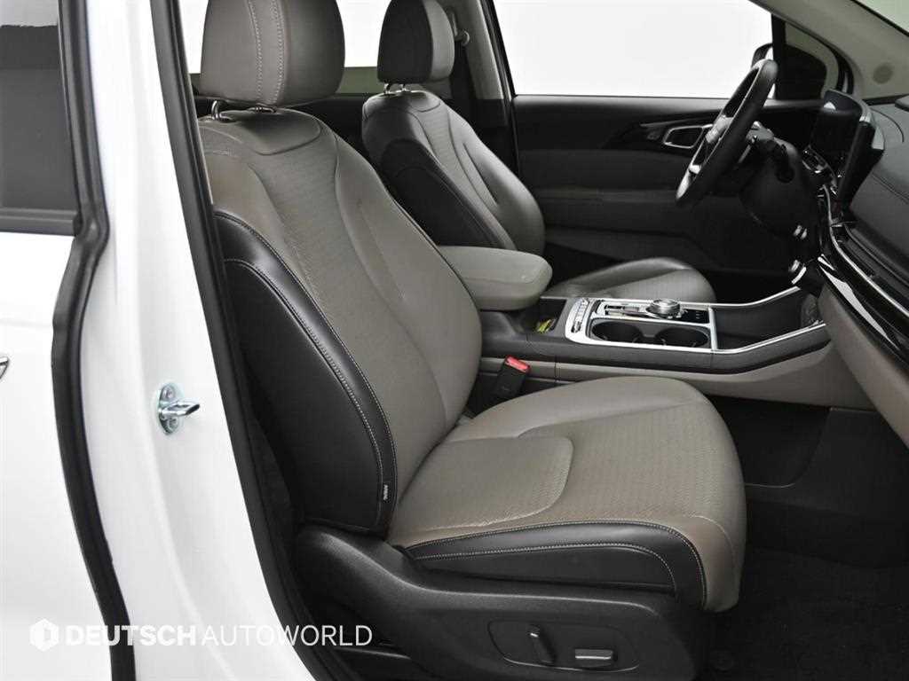 KIA Carnival - Vista 10