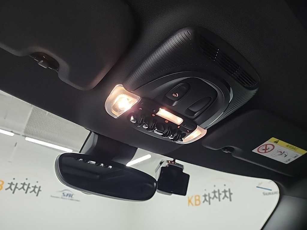 Mini Countryman 2023 Negro - Importación desde Corea - HF Imports Iquique - Foto 17