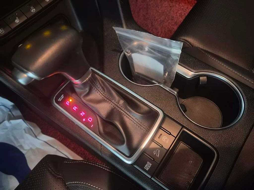 KIA Sportage - Vista 11