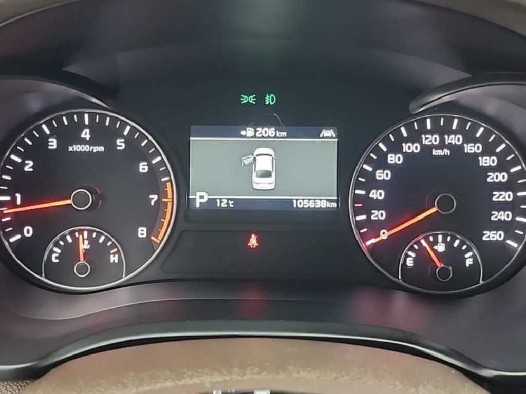 KIA K5 - Vista 6