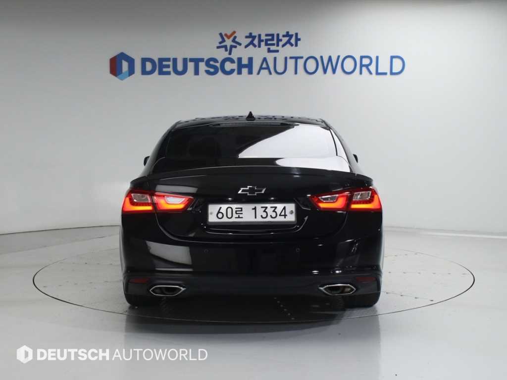 Chevrolet Malibu - Vista 4