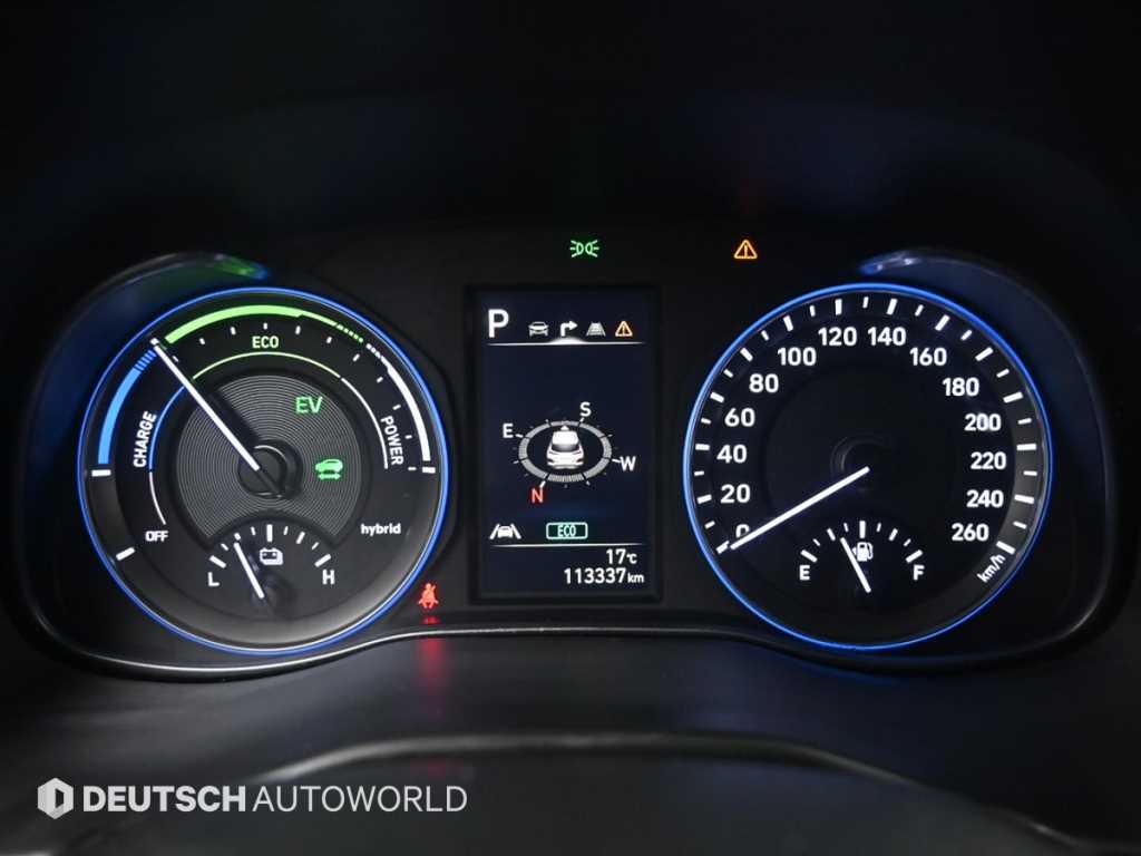 HYUNDAI Kona - Vista 8