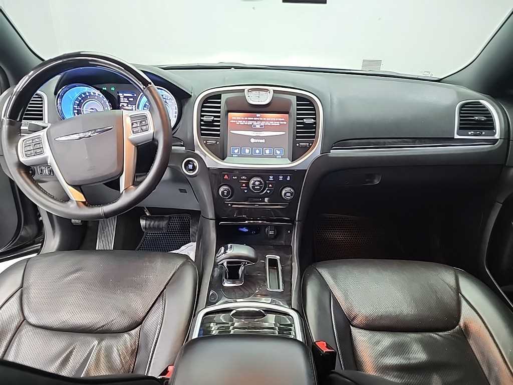 Chrysler 300C - Vista 7