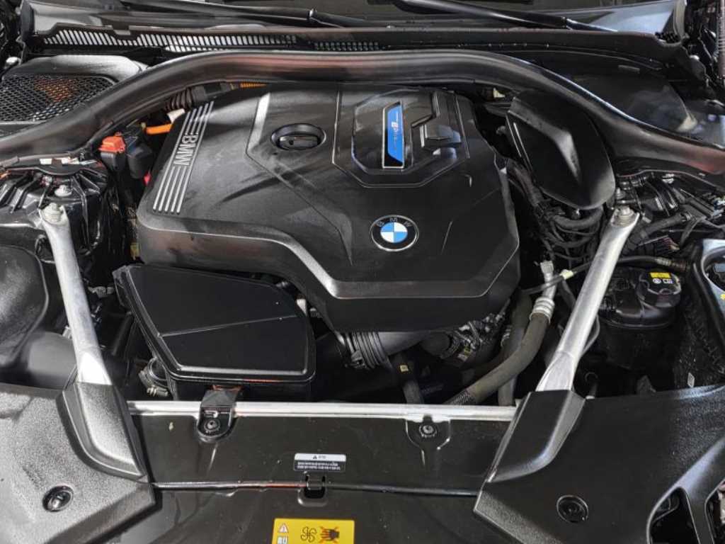 BMW 5 Series 2022 Gris - Importación desde Corea - HF Imports Iquique - Foto 20