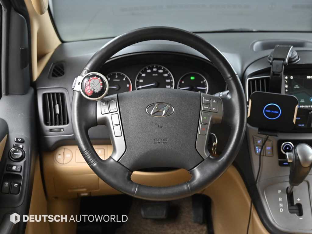 HYUNDAI Starex 2018 Blanco - Importación desde Corea - HF Imports Iquique - Foto 13