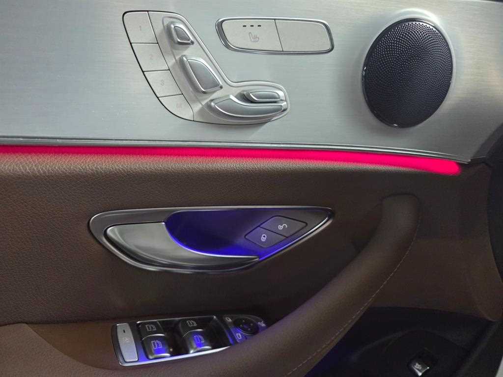 Mercedes Benz E class 2021 Blanco - Importación desde Corea - HF Imports Iquique - Foto 15