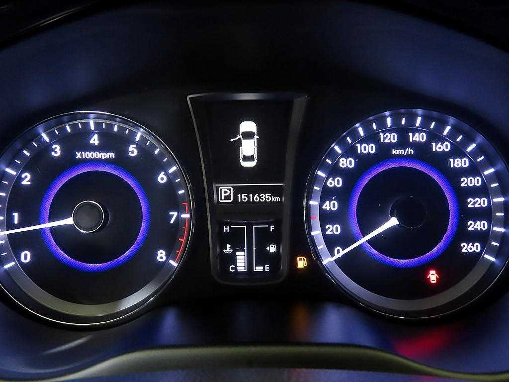 HYUNDAI Grandeur - Vista 9