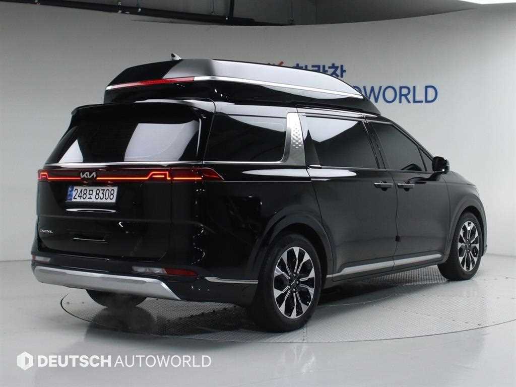 KIA Carnival - Vista 2