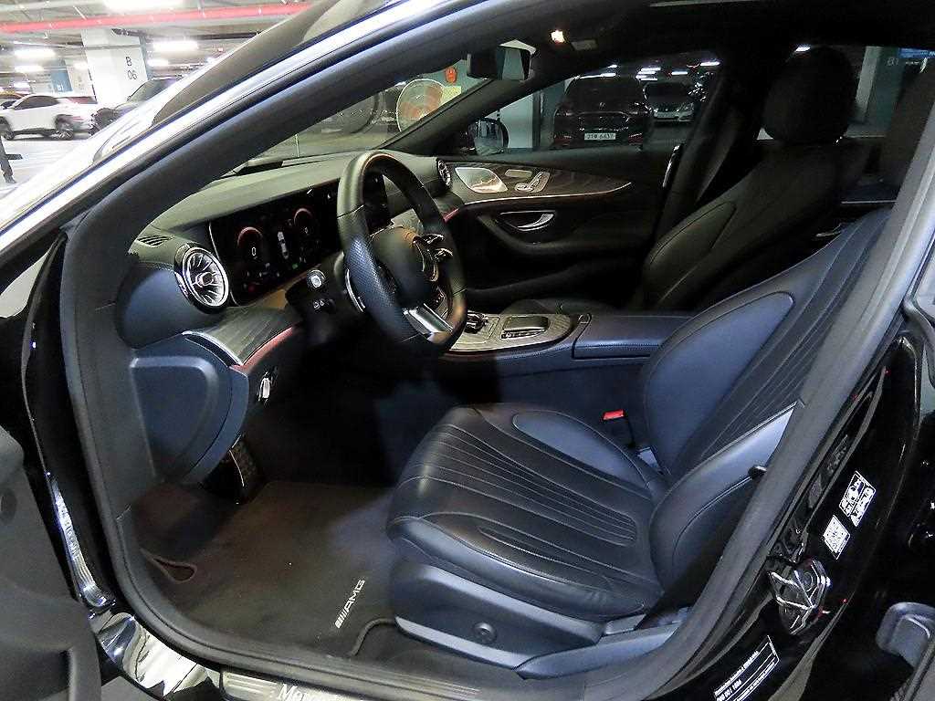 Mercedes Benz CLS Class - Vista 6