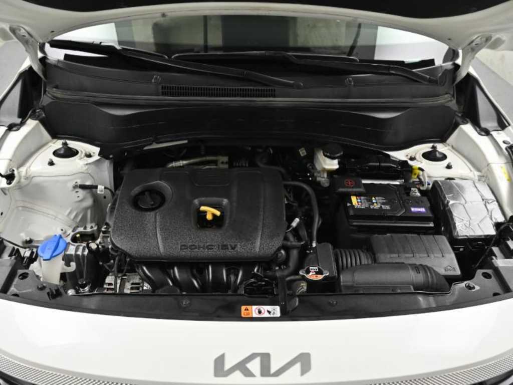 KIA Seltos - Vista 6