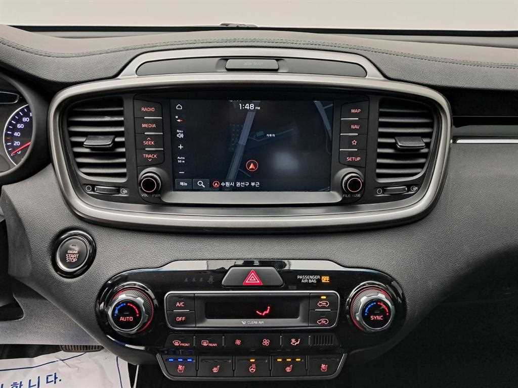 KIA Sorento - Vista 9