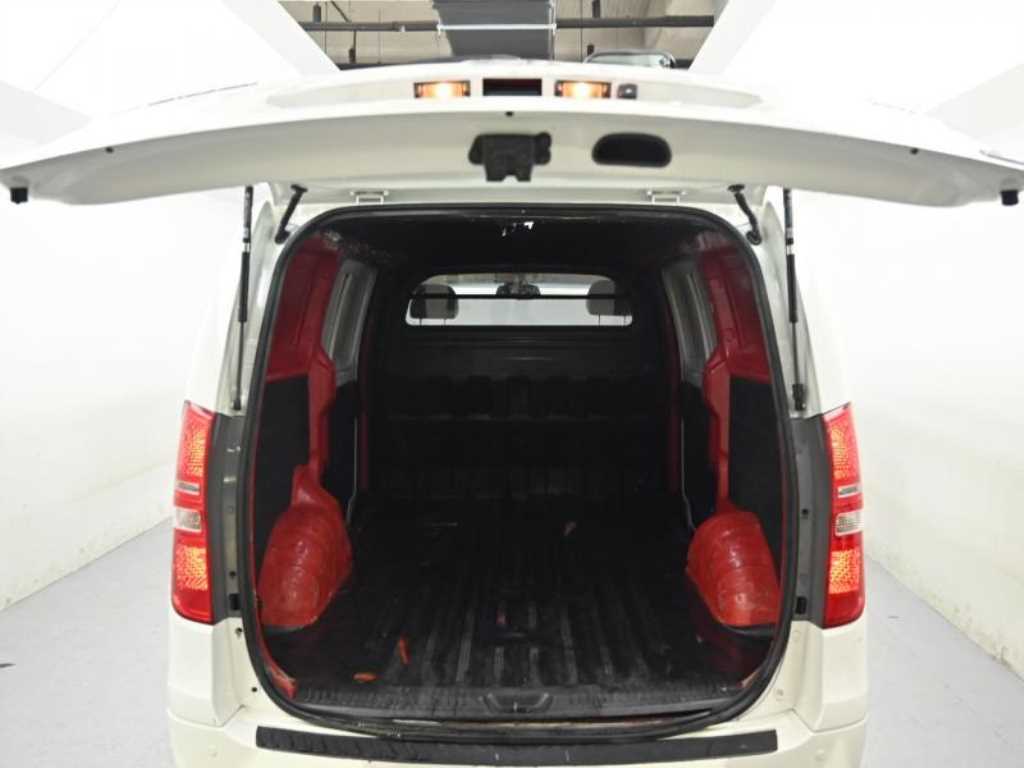 HYUNDAI Starex 2010 - Importación desde Corea - HF Imports Iquique - Foto 19