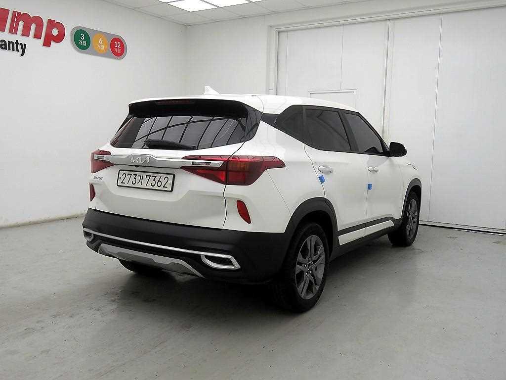 KIA Seltos - Vista 4