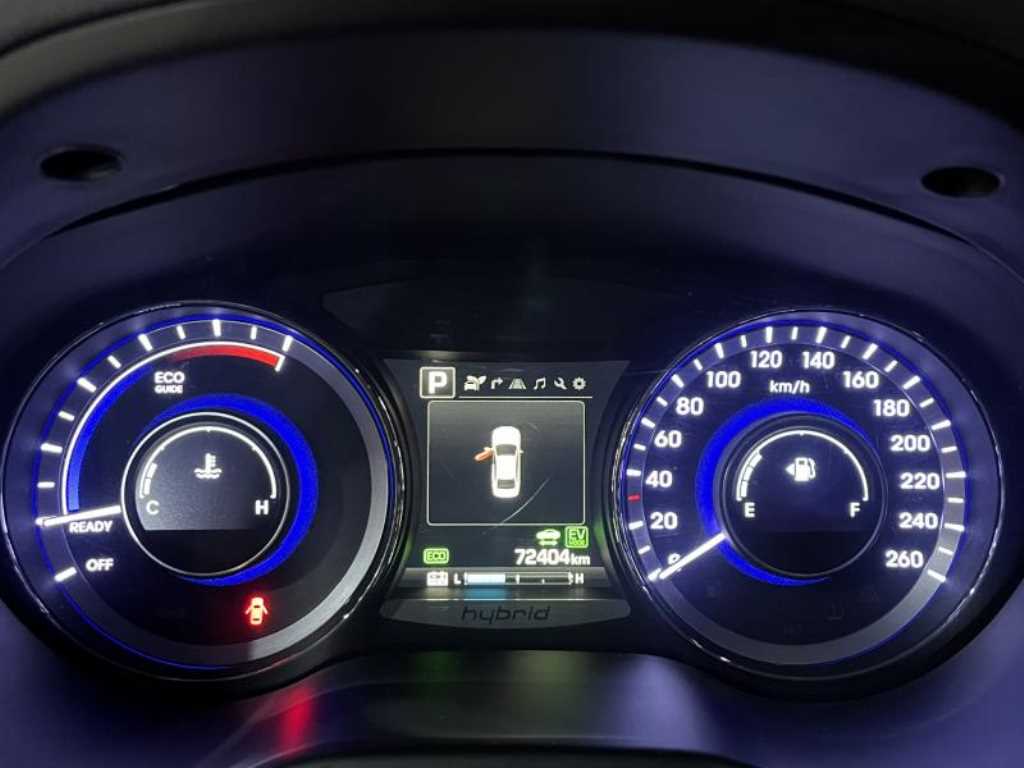 HYUNDAI Grandeur - Vista 7